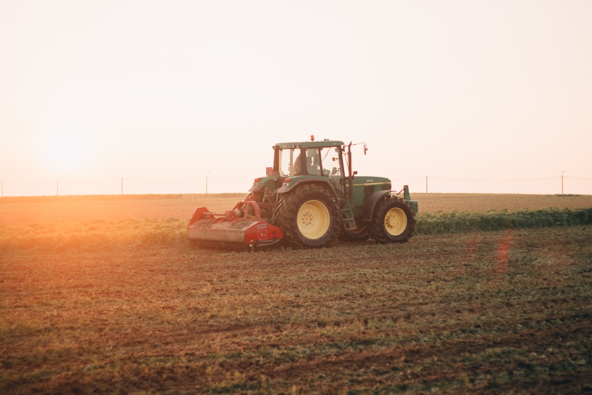 Landmaschinen & Agrartechnik