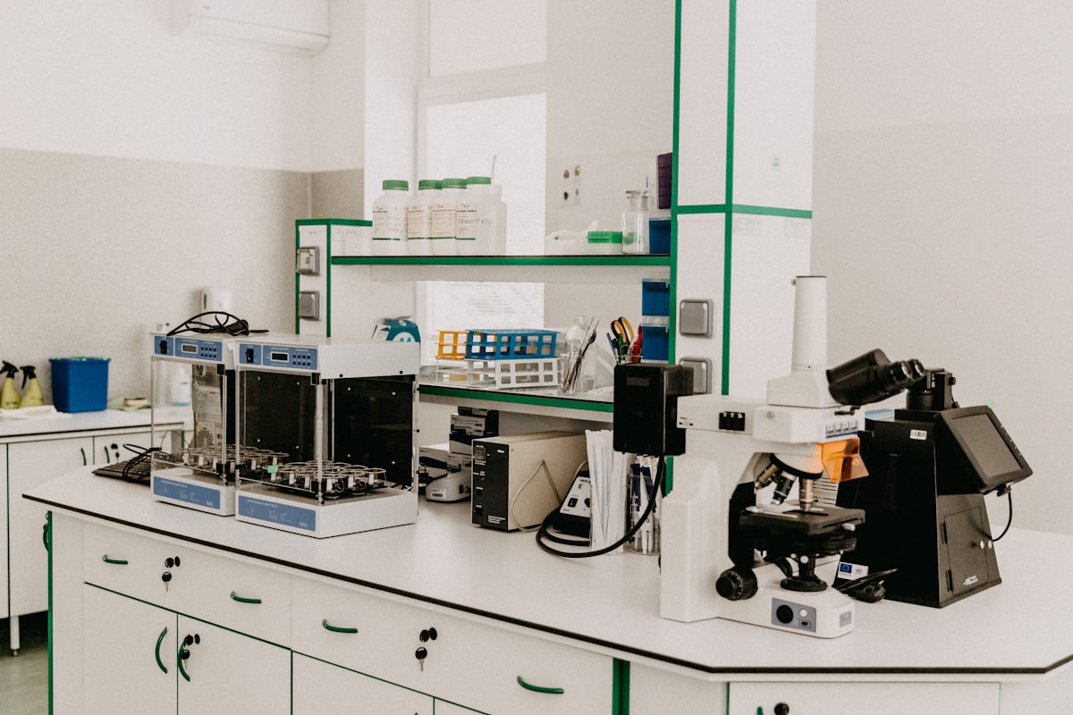 Medizin- & Labortechnik